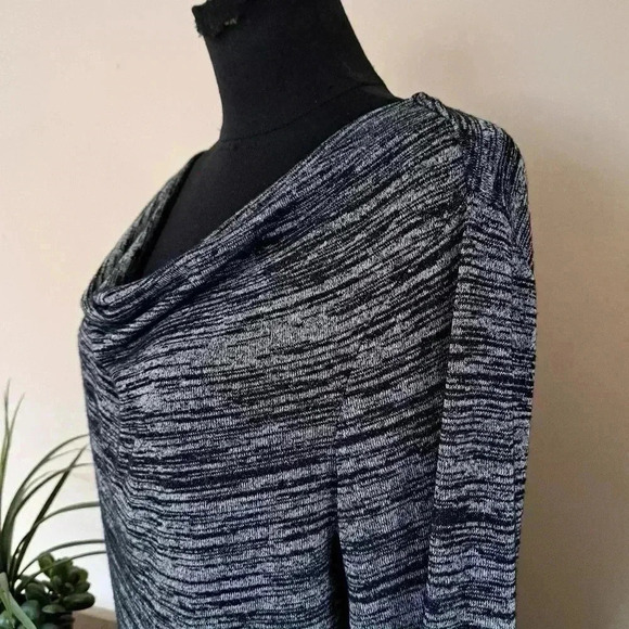 Banana  Republic Long Sleeved Sweater Cowl Neck Heathered Grey Black Size M - Picture 11 of 12
